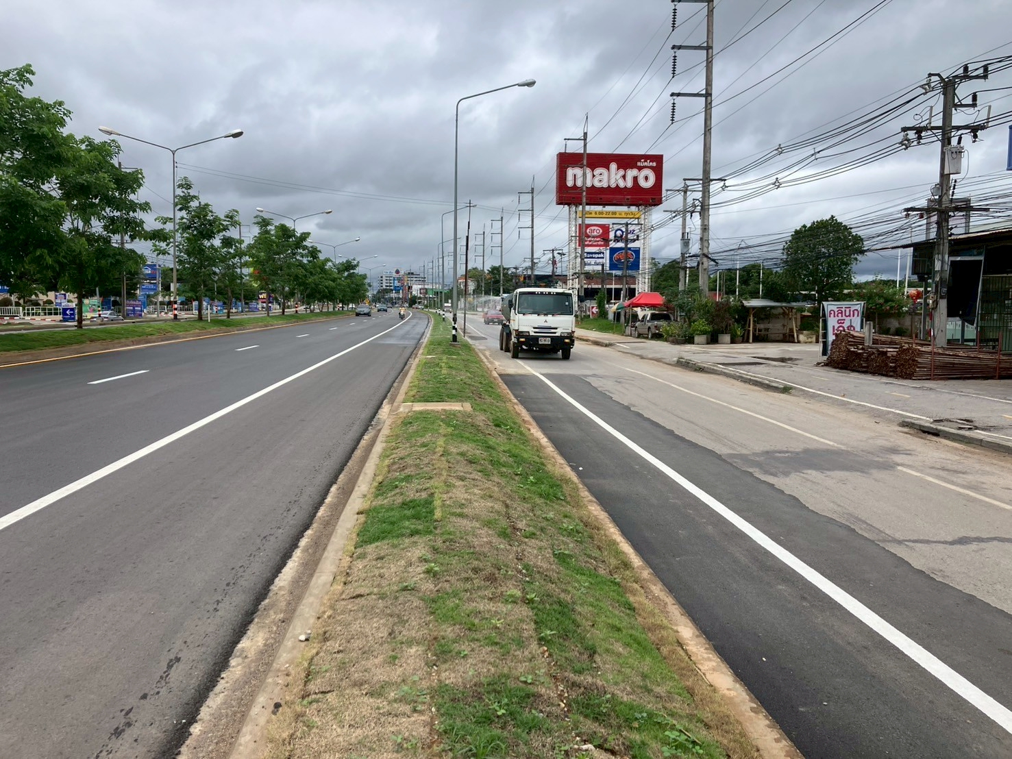 พื้นที่วางท่อ